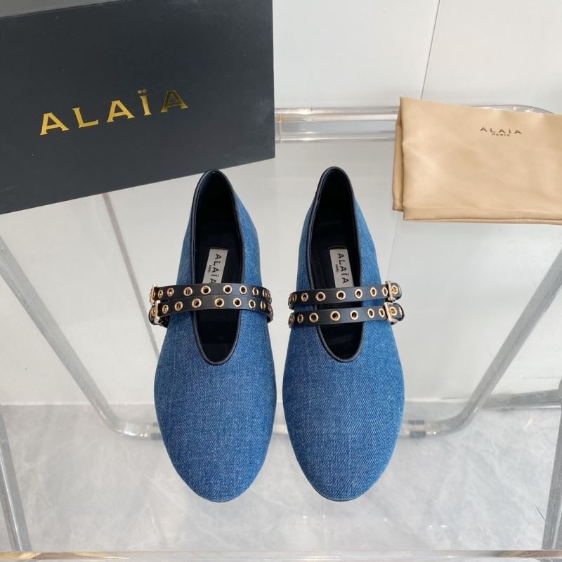 Other flat shoes